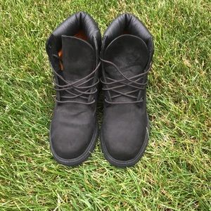 Black Timberland Boots